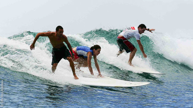 stage de surf en guadeloupe
