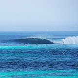 Commentaire de Myriam sur son séjour surf à Nusa Lembongan (Bali) avec Christopher