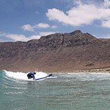 Commentaire de Mireille sur son séjour surf à Lanzarote avec Julie et Trip Adekua
