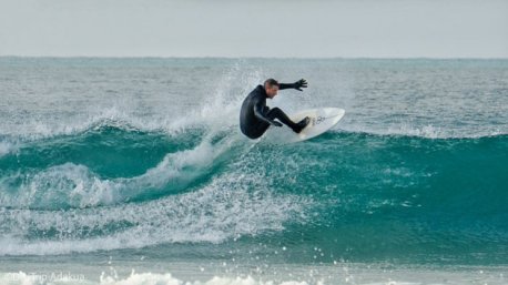 Surfez les plus belles vagues du Nord Cotentin