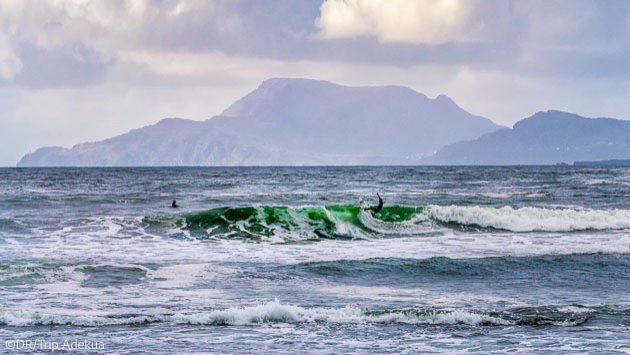 Vacances surf avec cours matériel et hébergement en Irlande