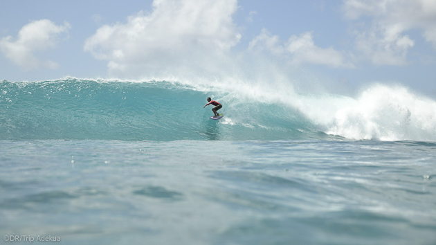 Explorez les plus beaux spots de vagues des Maldives