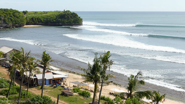 Explorez les meilleurs spots de surf de Bali en Indonésie
