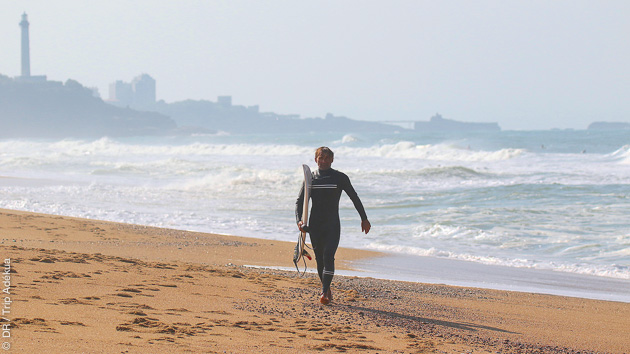 surf guide à Biarritz