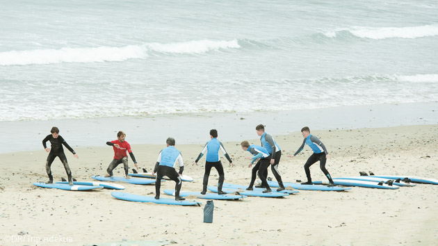 Cours de surf et matériel pour vos vacances en Irlande